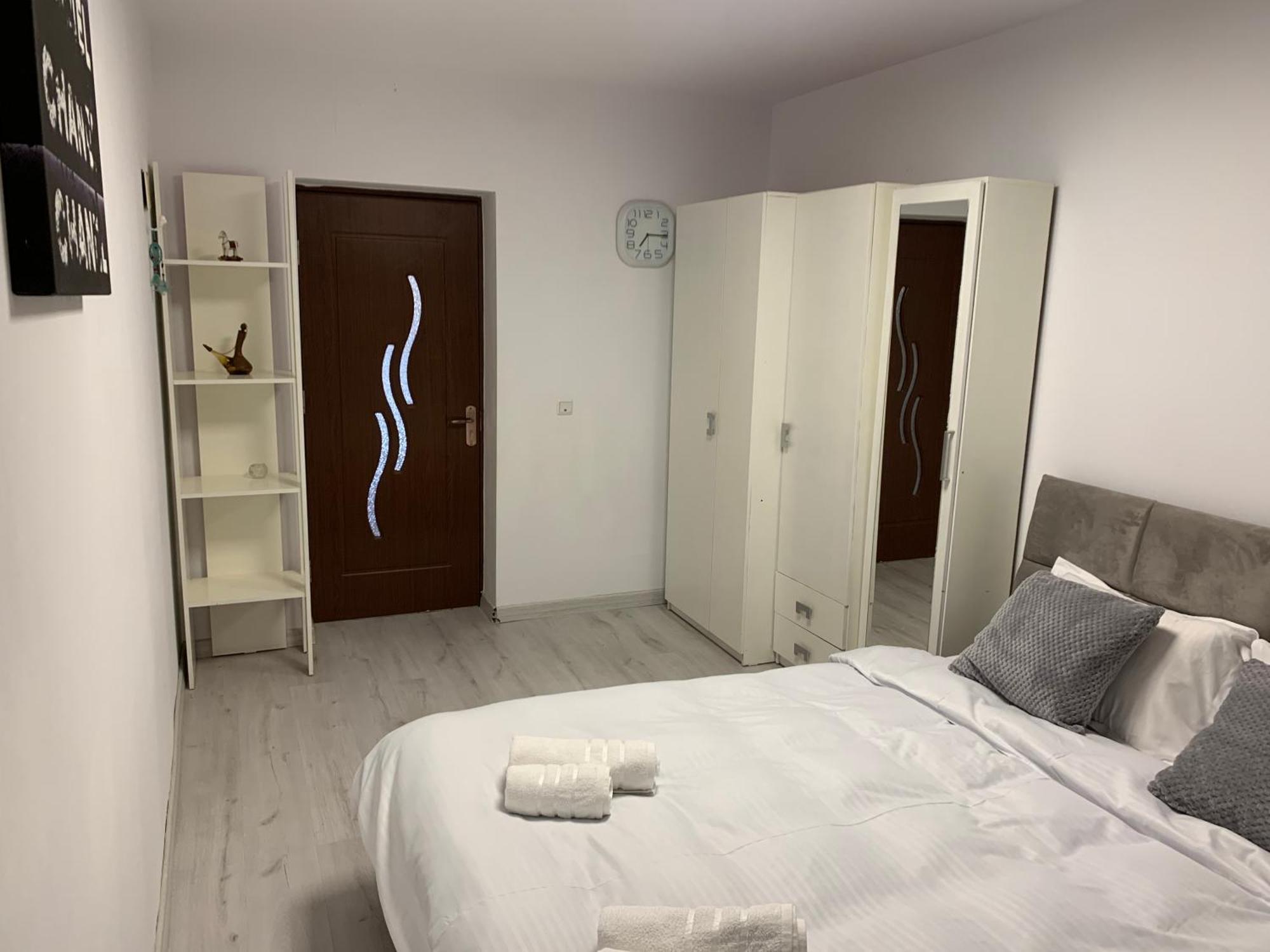 River House Apartment Клуж-Напока Екстериор снимка