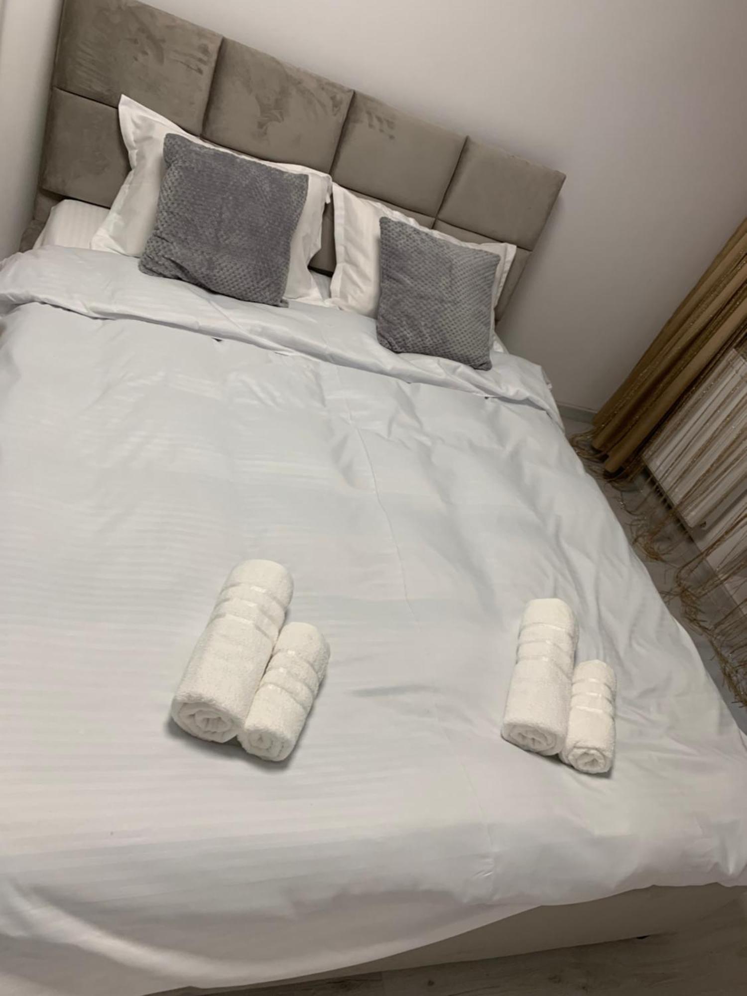 River House Apartment Клуж-Напока Екстериор снимка