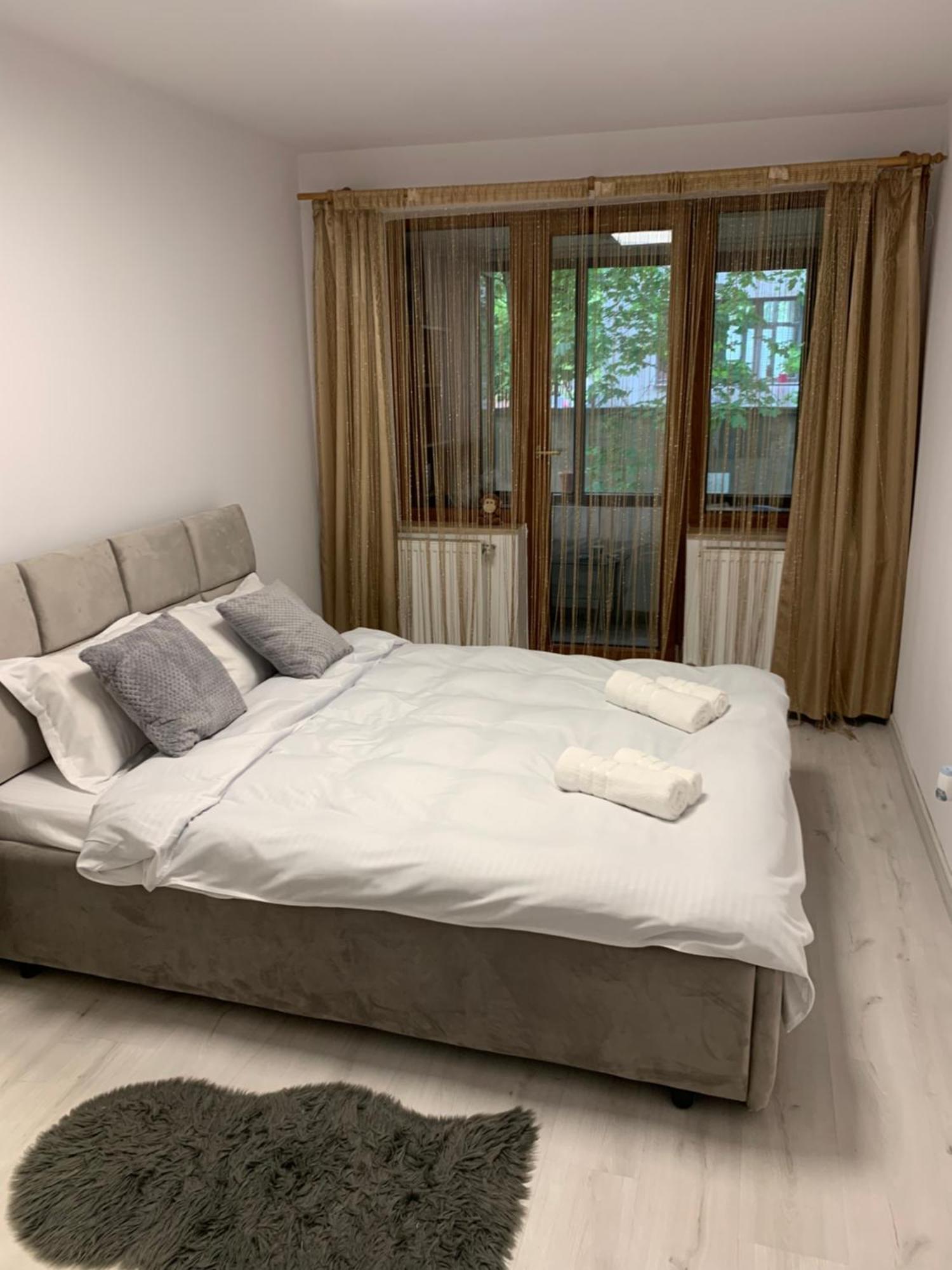 River House Apartment Клуж-Напока Екстериор снимка